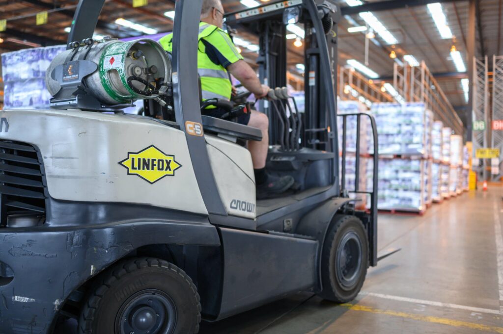 Richlands multitenant facility Linfox